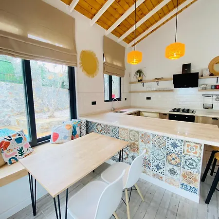 펜션 Root House
